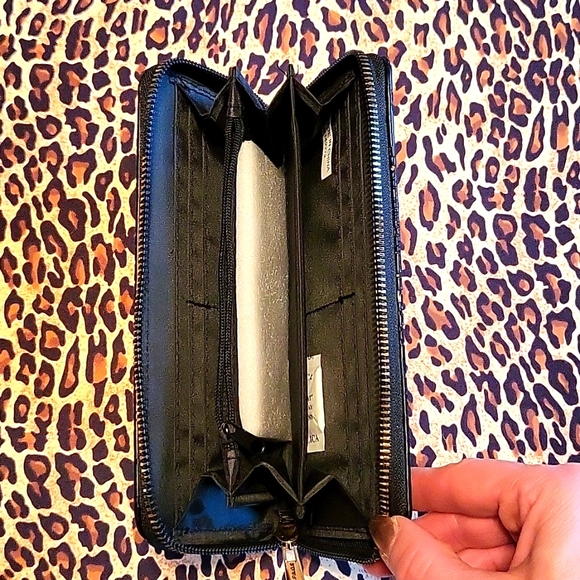 NEW Rampage Black Faux Leather Wallet, Gold Zip, Fits Your Phone! - Picture 5 of 11